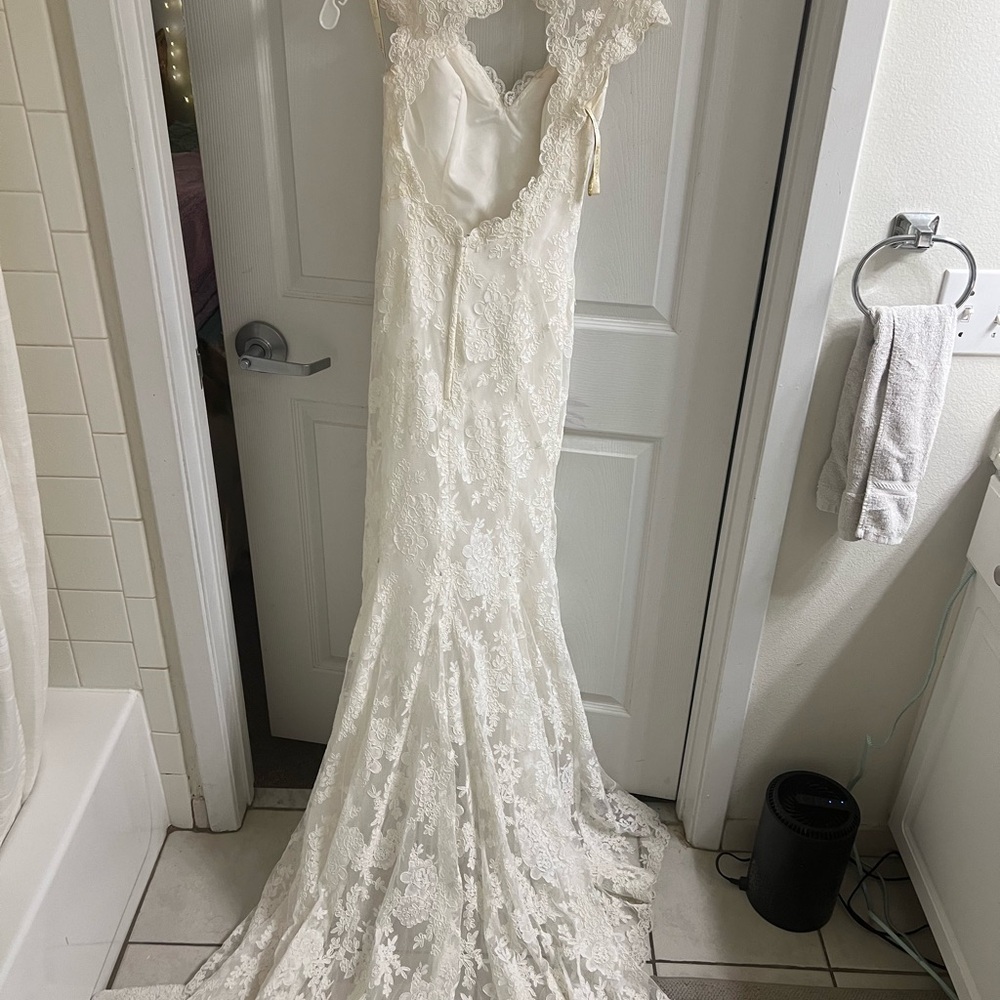 Vintage Cap Sleeve Open Back Lace Wedding Dress with Train + Sparkly Belt Size 4